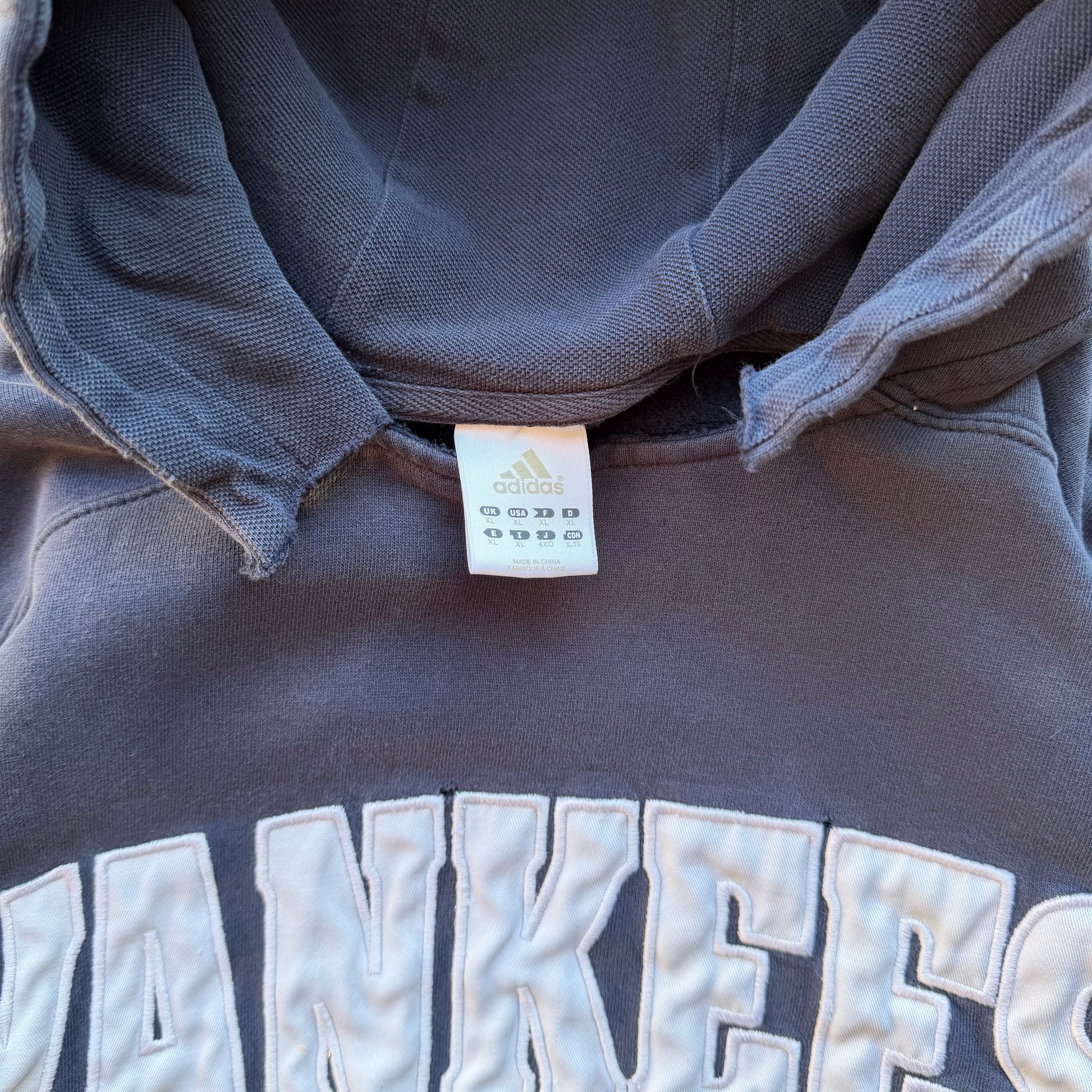 (L) 00s New York Yankees Thrashed Adidas Hoodie