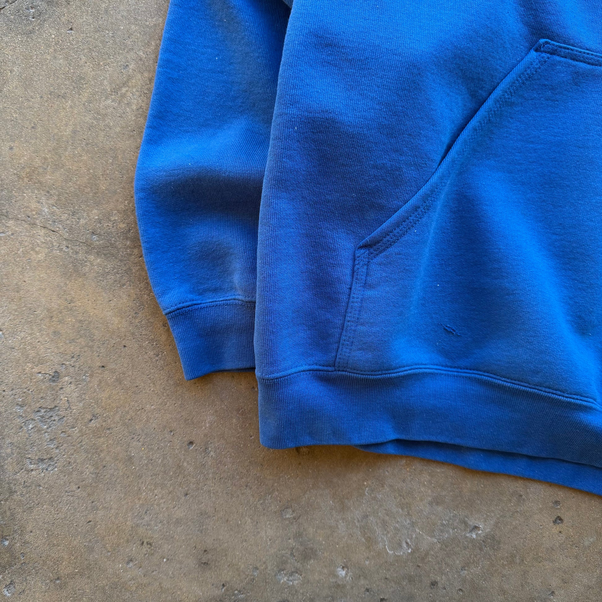 (L) 00s Faded Blue Carhartt Hoodie