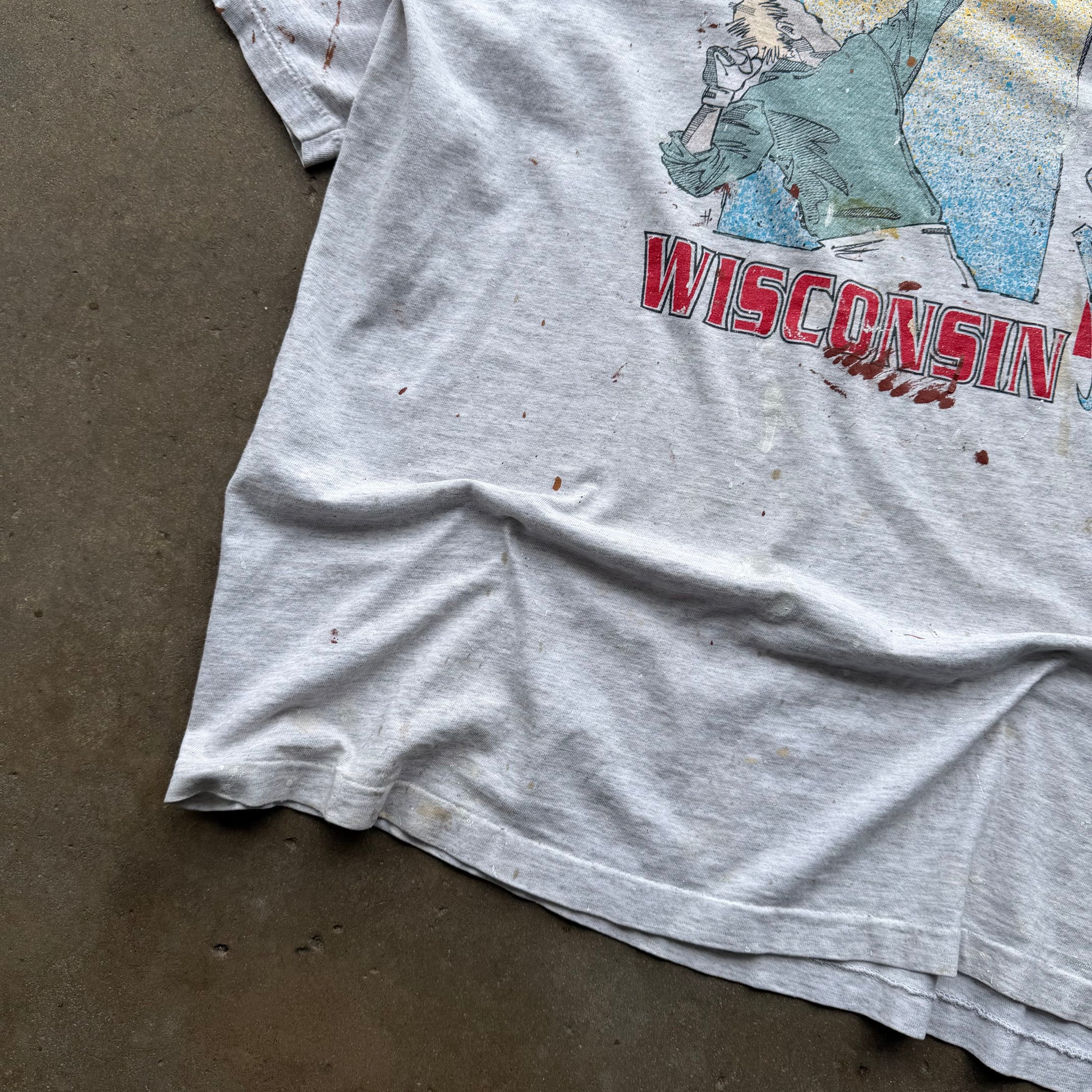 (XL) 90s Wisconsin Badgers Paint Splatter Soccer Tee