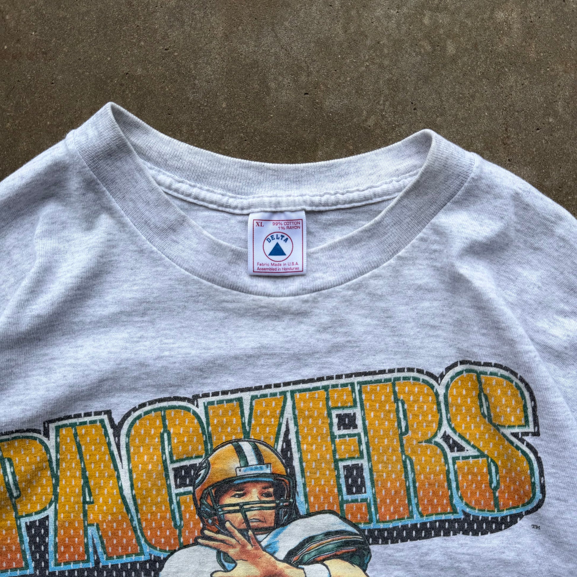 (XL) 90s Green Bay Packers Brett Favre Tee