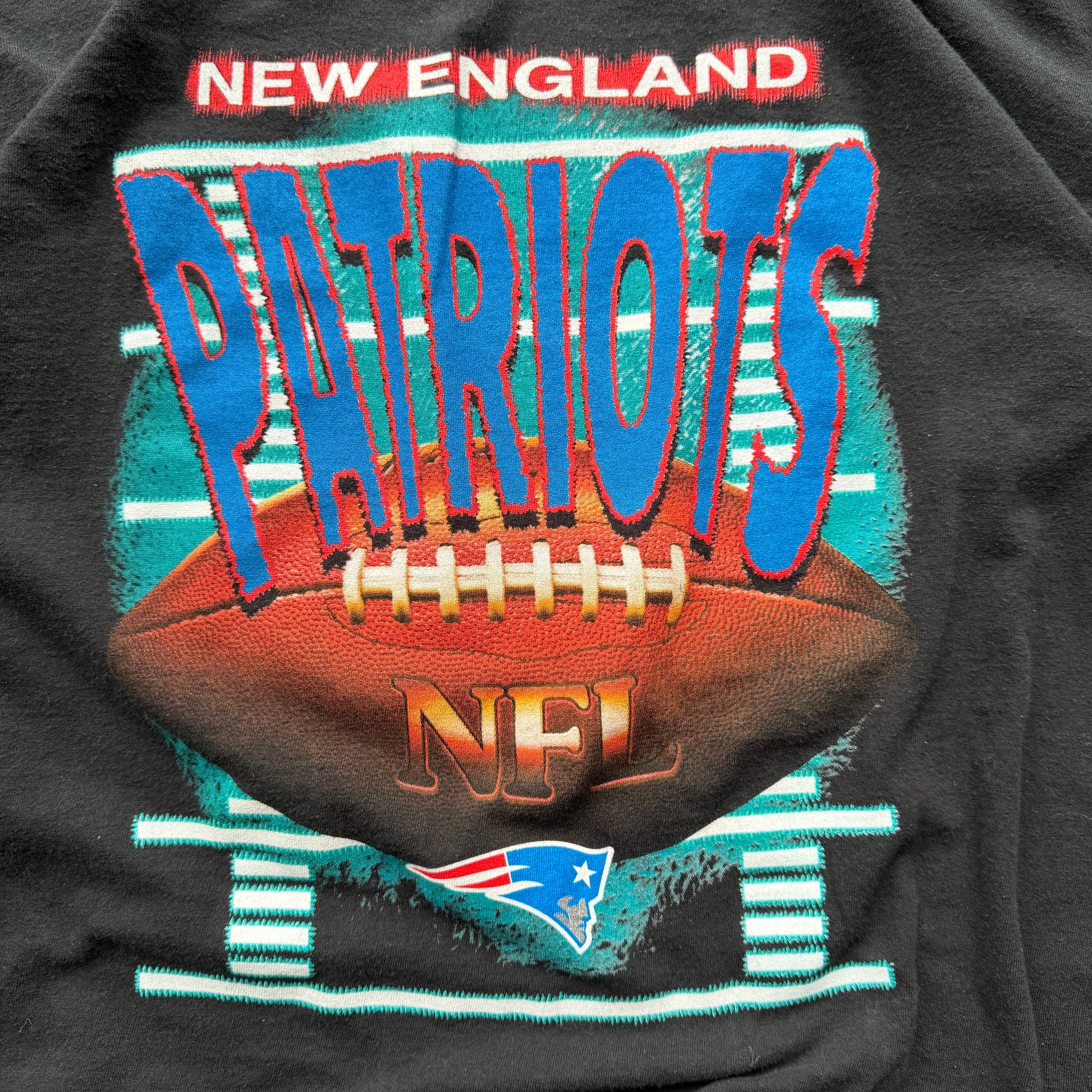 (XL) 00s New England Patriots Graphic Tee