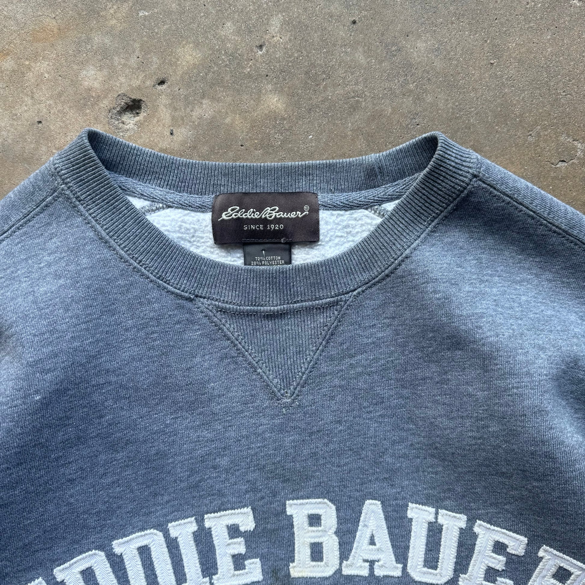 (L) 00s Eddie Bauer Crewneck