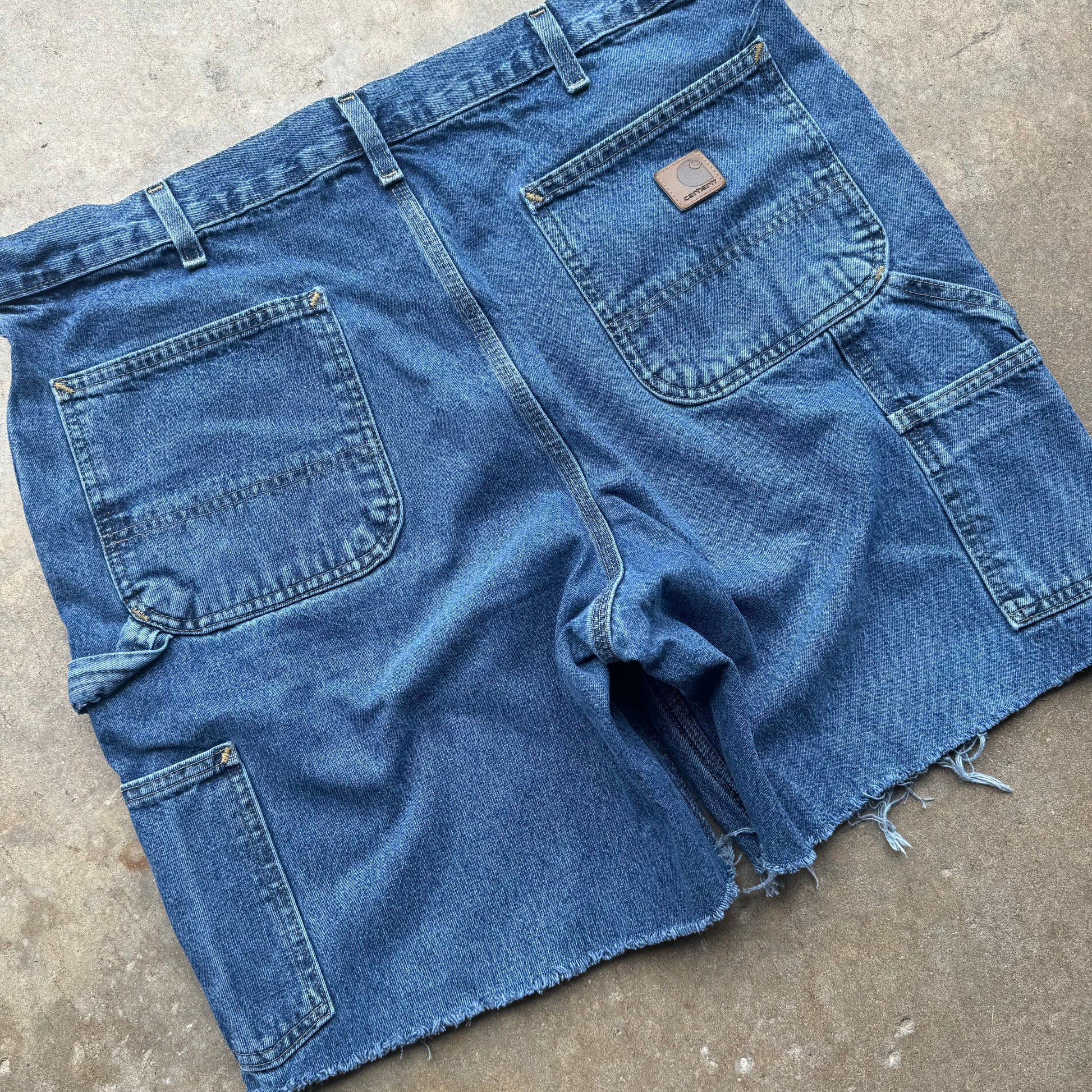 (36') 00s Carhartt Carpenter Jorts