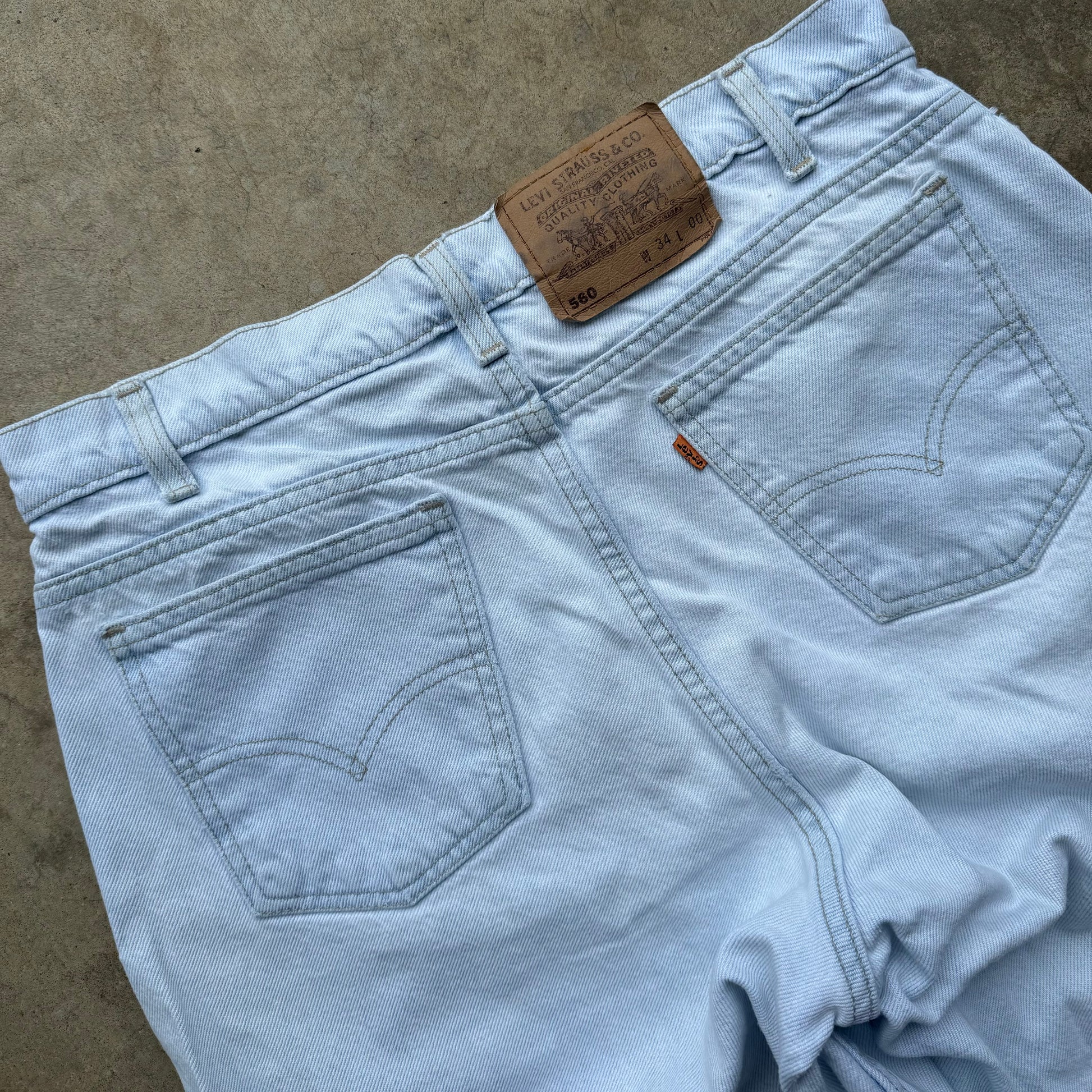(34') 90s Orange Tab Levi Jorts